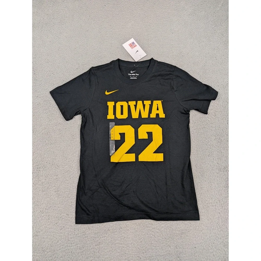 Iowa Hawkeyes‎ Shirt Womens Medium Black NCAA Basketball Clark 22 Nike T-Shirt
